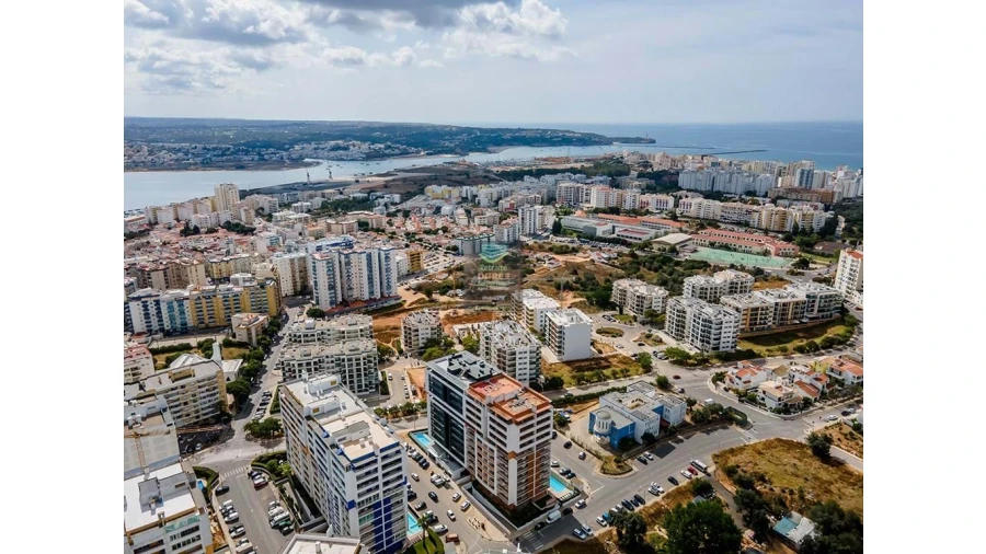 Apartamento T2 para Venda em Portimão Foto 5