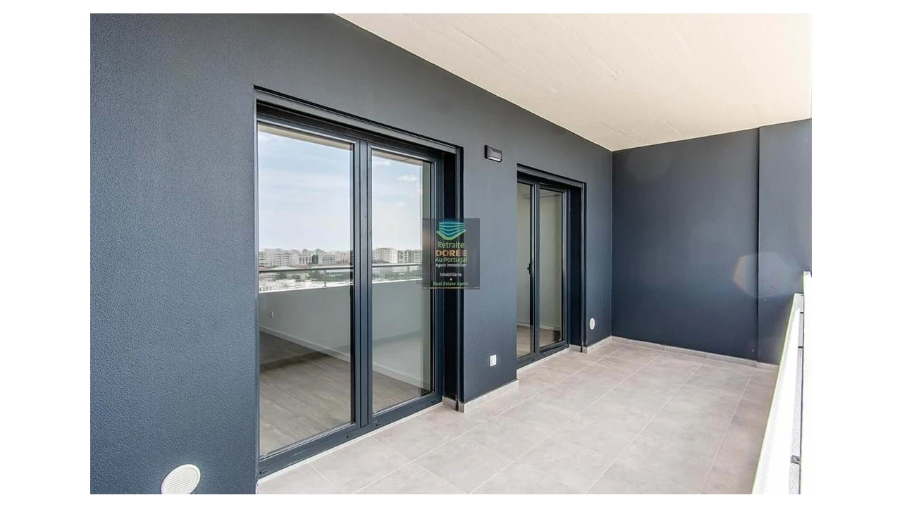 Apartamento T2 para Venda em Portimão Foto 7