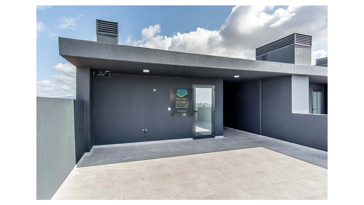 Apartamento T2 para Venda em Portimão Foto 3