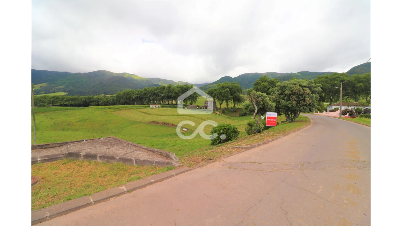 Terreno para Venda em Nossa Senhora dos Remedios Foto 1