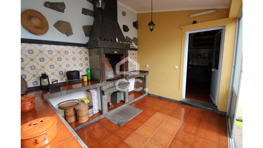 Moradia T5 para Venda em Fenais da Luz Foto 33