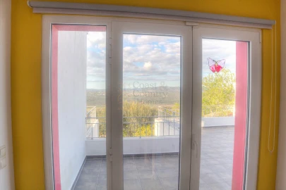 Moradia T4 para Venda em Loule (São Clemente)