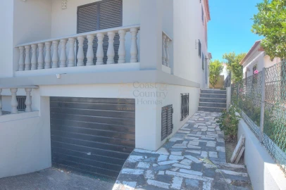 Moradia T4 para Venda em Loule (São Clemente)