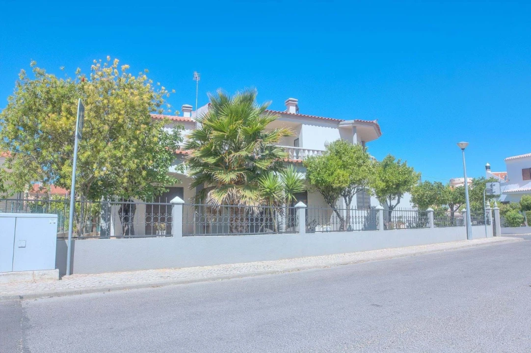 Moradia T4 para Venda em Loule (São Clemente) Foto 37
