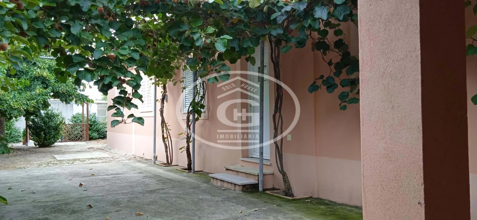 Quinta T2 para Venda em Carregueira Foto 4