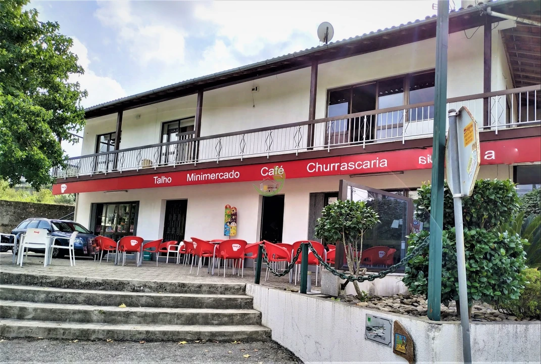 Moradia T3 para Venda em Ribeira do Neiva Foto 1