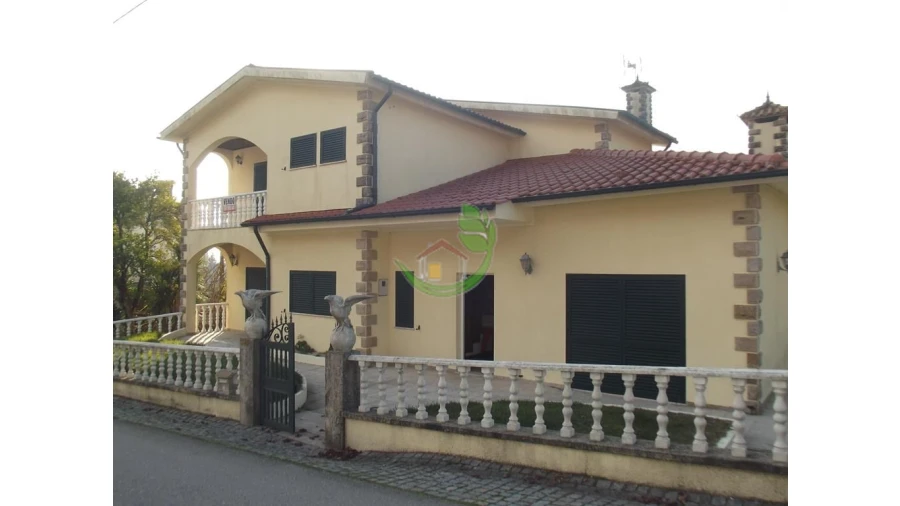 Moradia T5 para Venda em Vade Foto 21