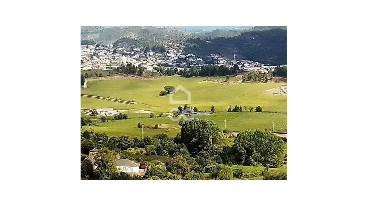 Quinta T3 para Venda em Roriz Foto 2