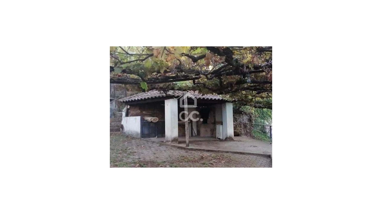 Quinta T3 para Venda em Roriz Foto 21