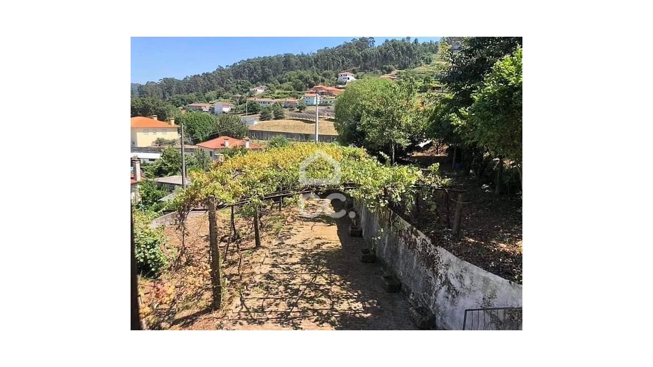 Quinta T3 para Venda em Roriz Foto 1