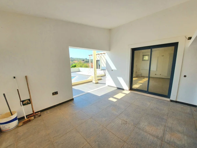 Moradia T4 para Venda em Boliqueime Foto 16
