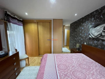 Apartamento T3 para Venda em Póvoa de Varzim, Beiriz e Argivai