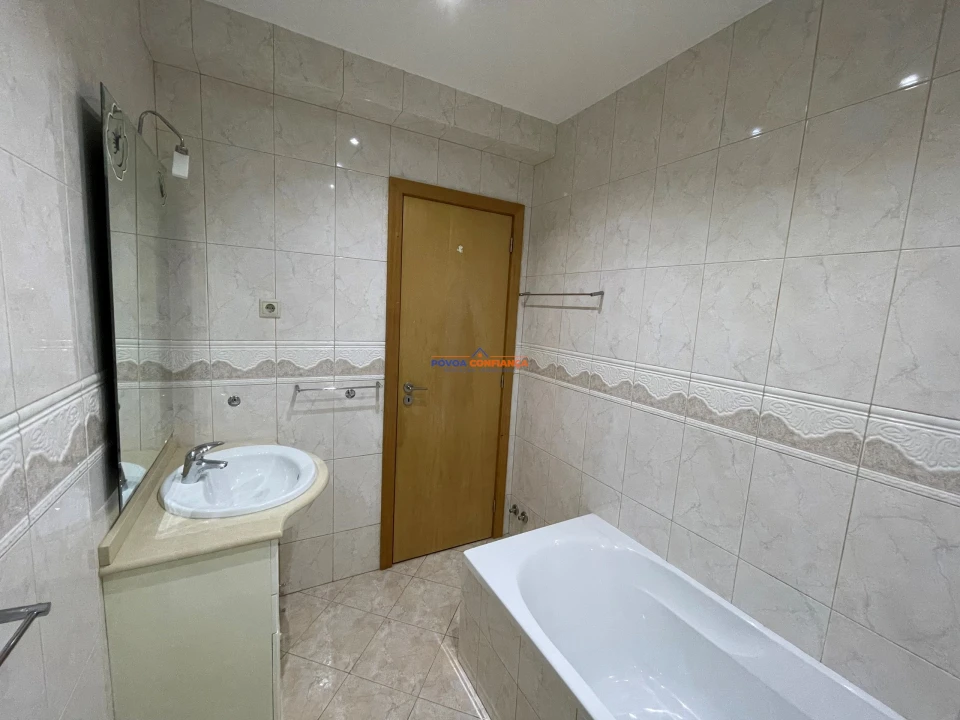 Apartamento T3 para Venda em Póvoa de Varzim, Beiriz e Argivai Foto 17