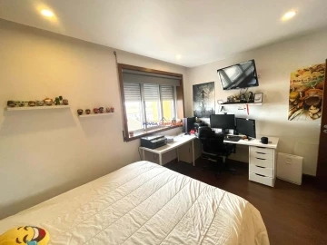 Apartamento T3 para Venda em Póvoa de Varzim, Beiriz e Argivai