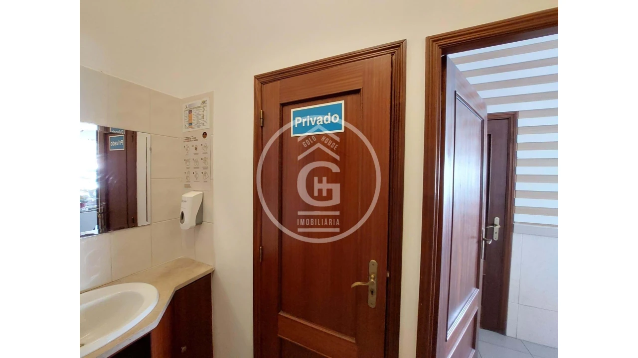 Negócio para Venda em Almeirim Foto 6