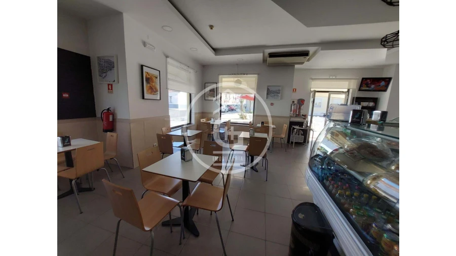 Negócio para Venda em Almeirim Foto 4