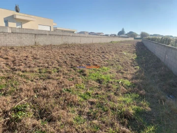 Terreno para Venda em Póvoa de Varzim, Beiriz e Argivai