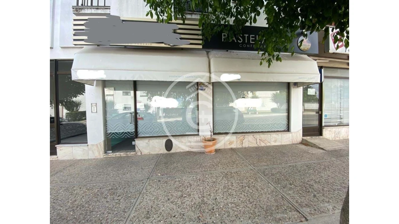 Negócio para Venda em Alpiarça Foto 1