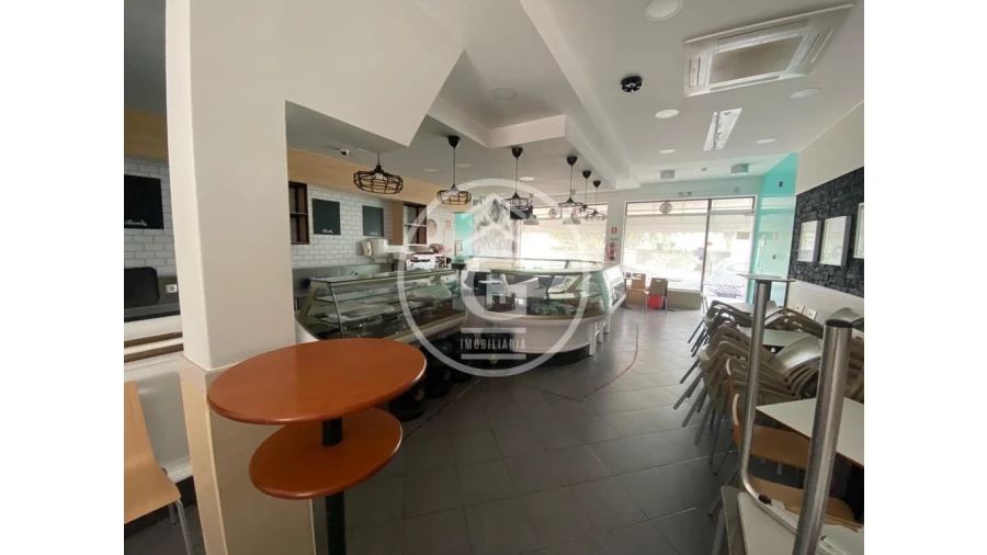 Negócio para Venda em Alpiarça Foto 3