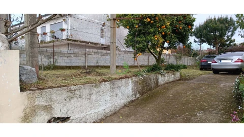 Moradia T3 para Venda em Turiz