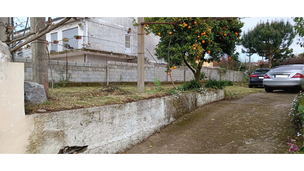 Moradia T3 para Venda em Turiz Foto 3