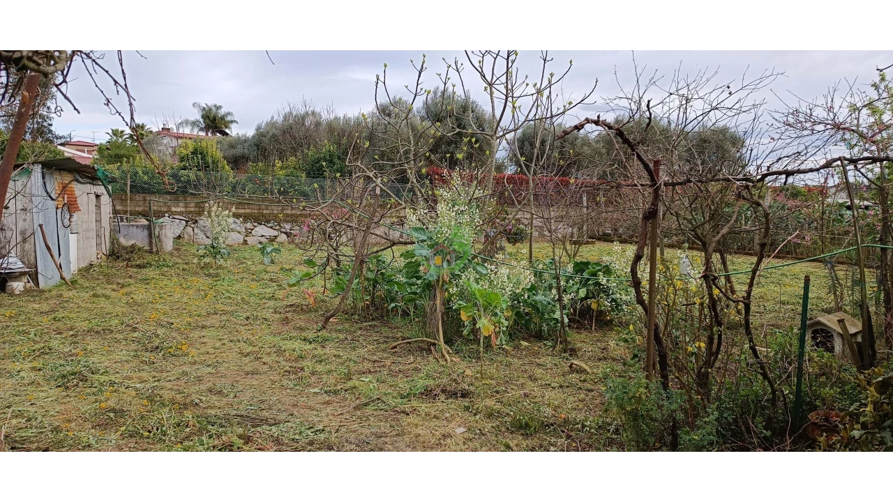 Moradia T3 para Venda em Turiz Foto 18