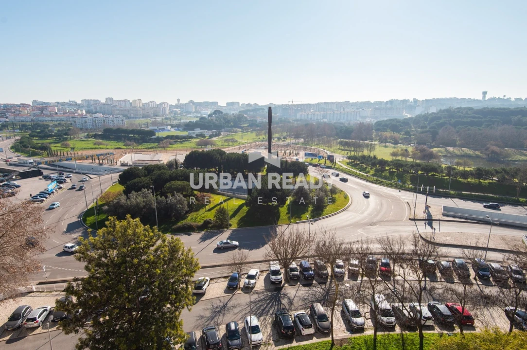 Apartamento T3 para Venda em Almada, Cova da Piedade, Pragal e Cacilhas Foto 32