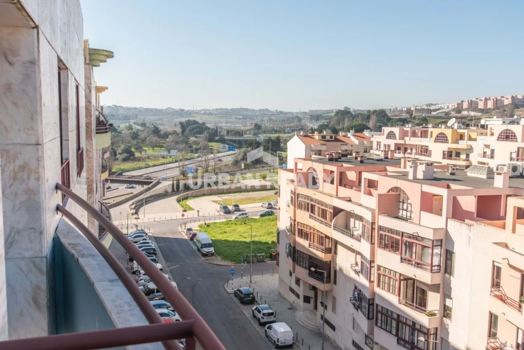 Apartamento T3 para Venda em Almada, Cova da Piedade, Pragal e Cacilhas Foto 33