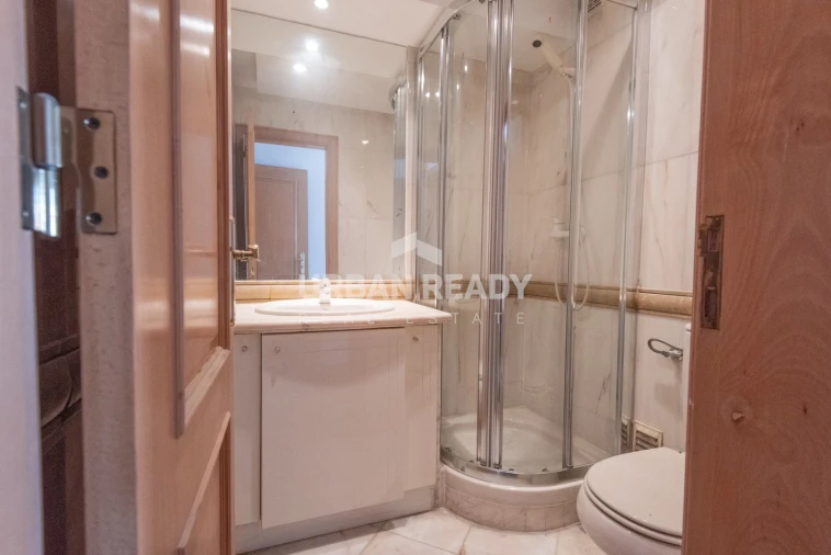 Apartamento T3 para Venda em Almada, Cova da Piedade, Pragal e Cacilhas Foto 21