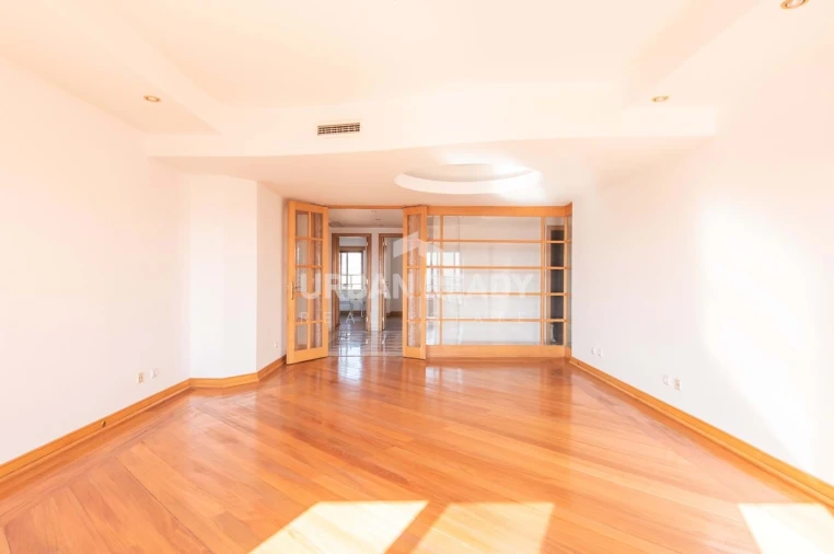 Apartamento T3 para Venda em Almada, Cova da Piedade, Pragal e Cacilhas Foto 11