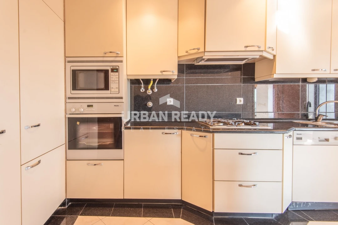 Apartamento T3 para Venda em Almada, Cova da Piedade, Pragal e Cacilhas Foto 25