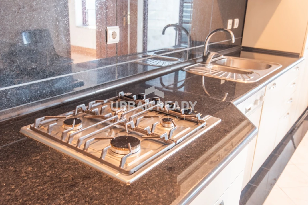 Apartamento T3 para Venda em Almada, Cova da Piedade, Pragal e Cacilhas Foto 28