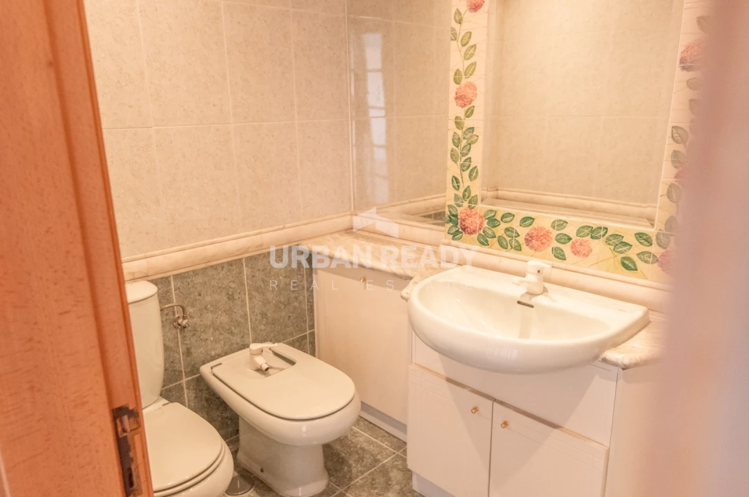 Apartamento T3 para Venda em Almada, Cova da Piedade, Pragal e Cacilhas Foto 17