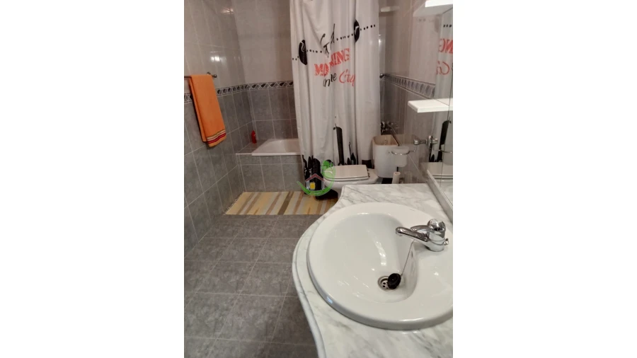 Moradia T3 para Venda em São Paio de Oleiros Foto 9