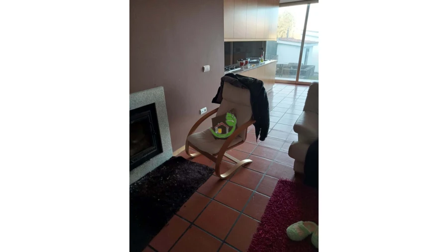 Moradia T3 para Venda em São Paio de Oleiros Foto 6