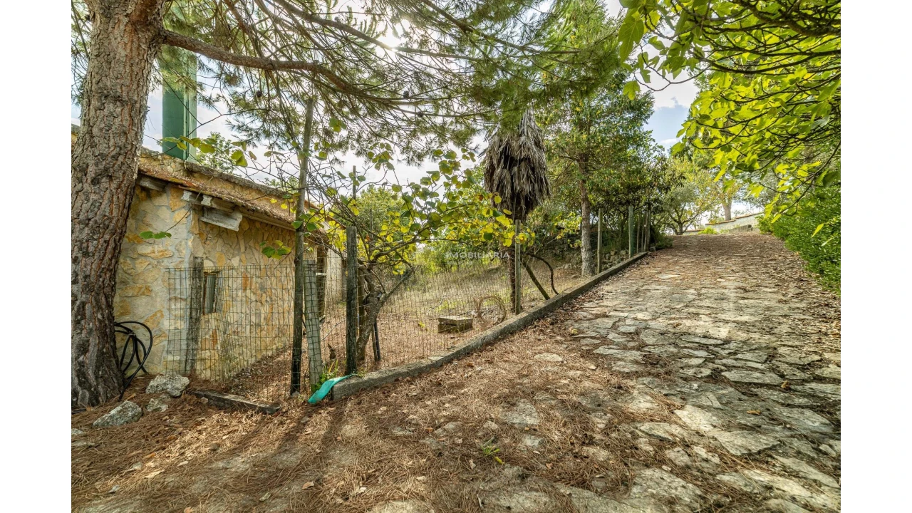 Moradia T4 para Venda em Romeira e Várzea Foto 35