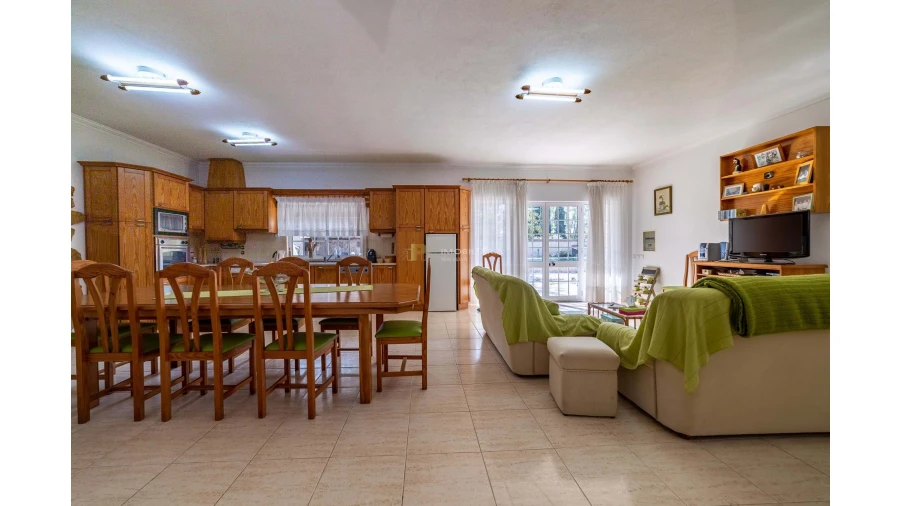 Moradia T4 para Venda em Romeira e Várzea Foto 4