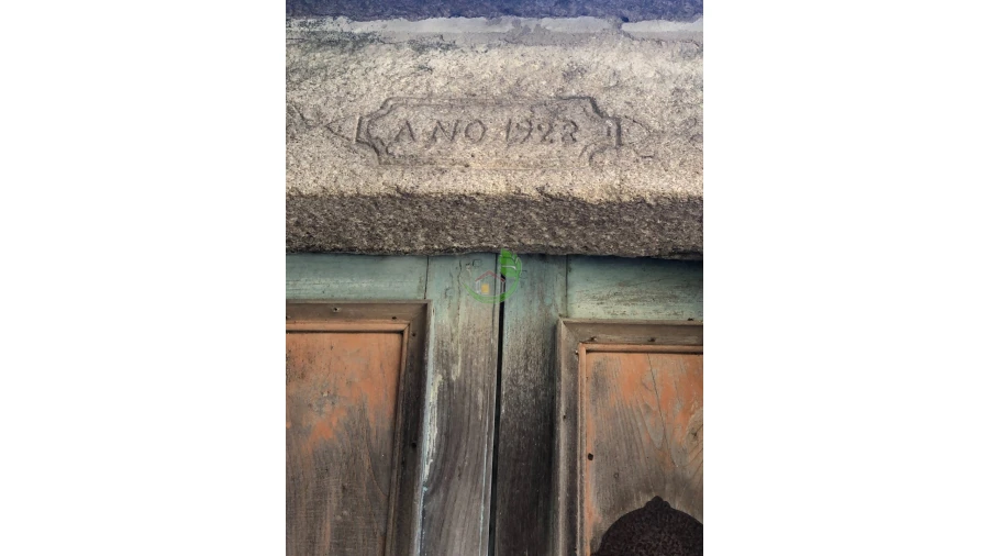 Moradia para Venda em Vila e Roussas Foto 15