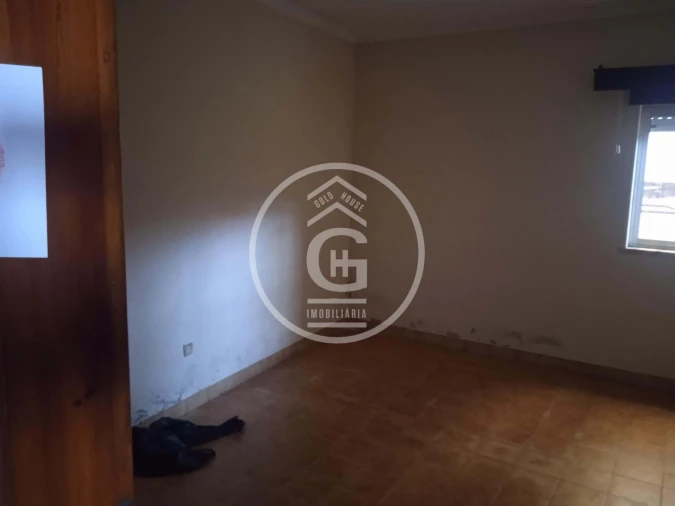 Moradia T2 para Venda em Golegã Foto 11