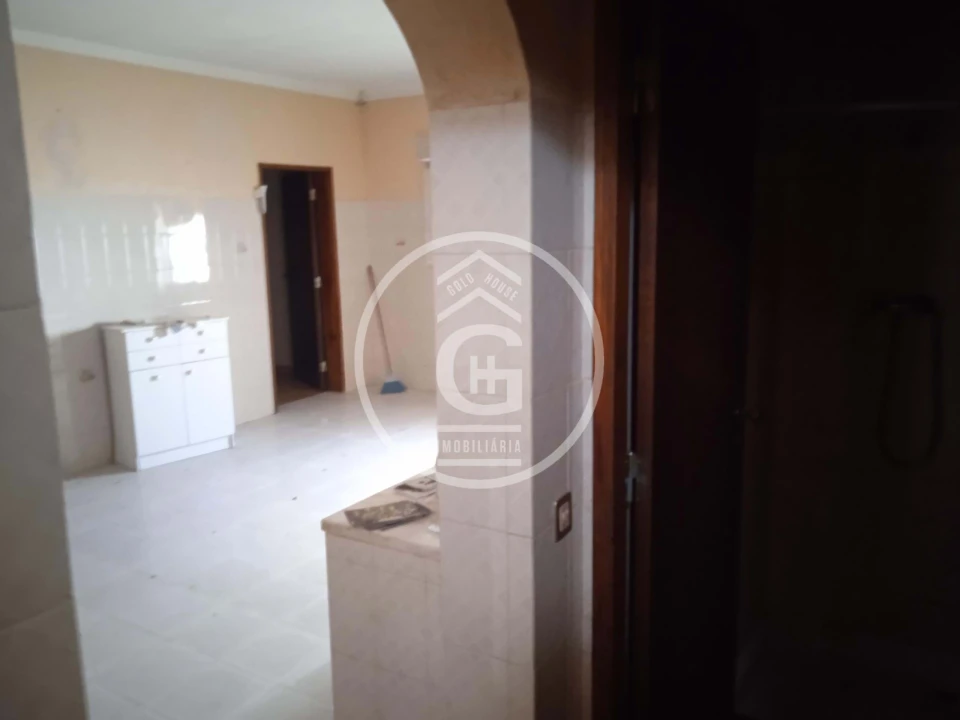 Moradia T2 para Venda em Golegã Foto 8