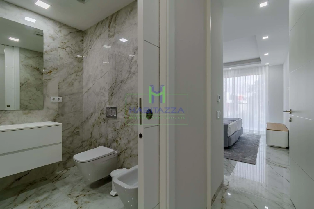Apartamento T2 para Venda em Lagos (São Sebastião e Santa Maria) Foto 18