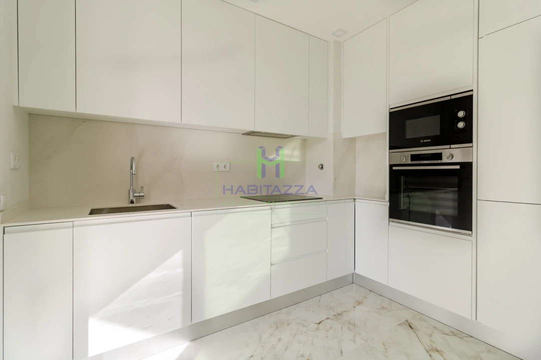 Apartamento T2 para Venda em Lagos (São Sebastião e Santa Maria) Foto 7