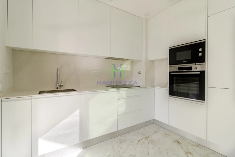 Apartamento T2 para Venda em Lagos (São Sebastião e Santa Maria) Foto 7
