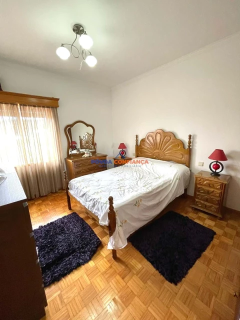 Apartamento T3 para Venda em Vila Nova de Famalicão e Calendário