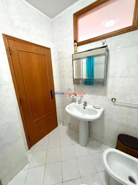 Apartamento T3 para Venda em Vila Nova de Famalicão e Calendário