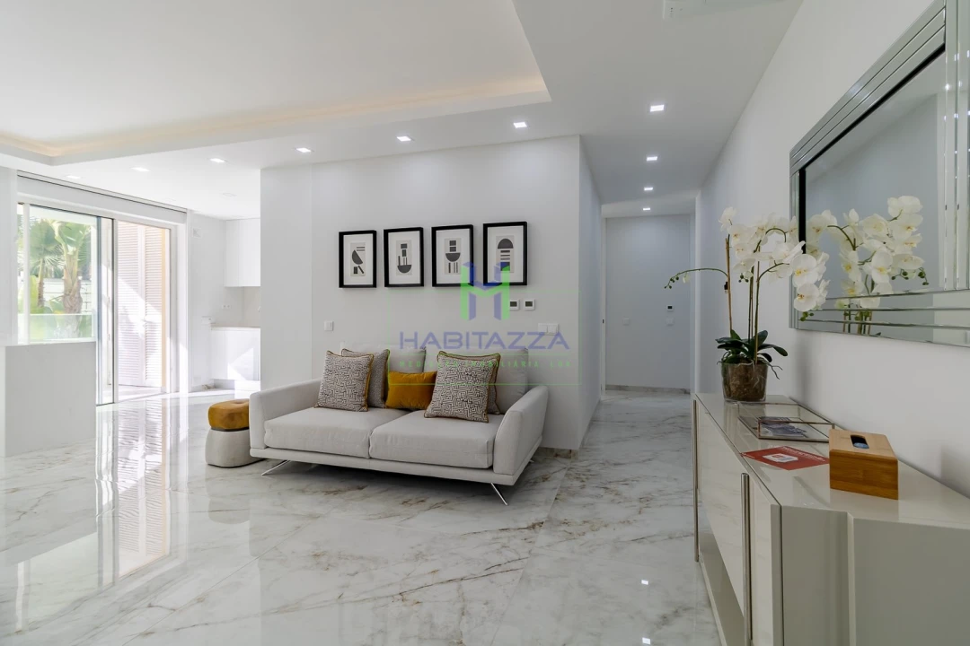 Apartamento T2 para Venda em Lagos (São Sebastião e Santa Maria) Foto 2