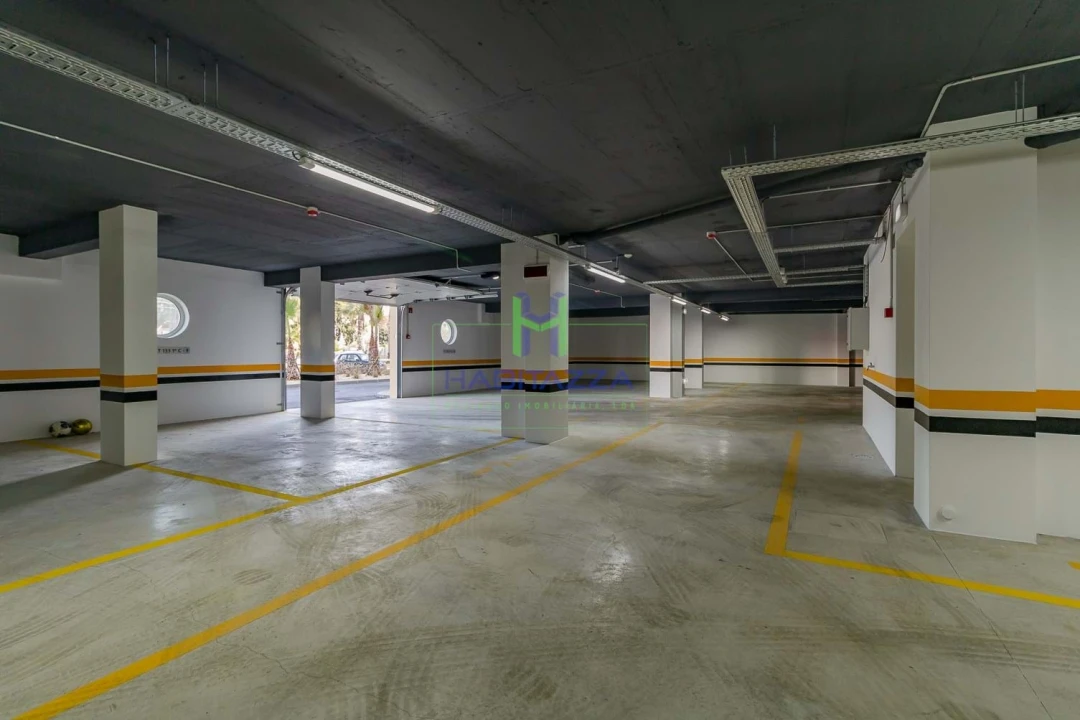 Apartamento T4 para Venda em Lagos (São Sebastião e Santa Maria) Foto 30