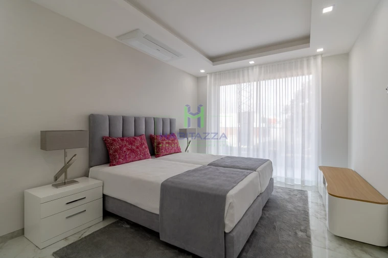 Apartamento T4 para Venda em Lagos (São Sebastião e Santa Maria) Foto 20