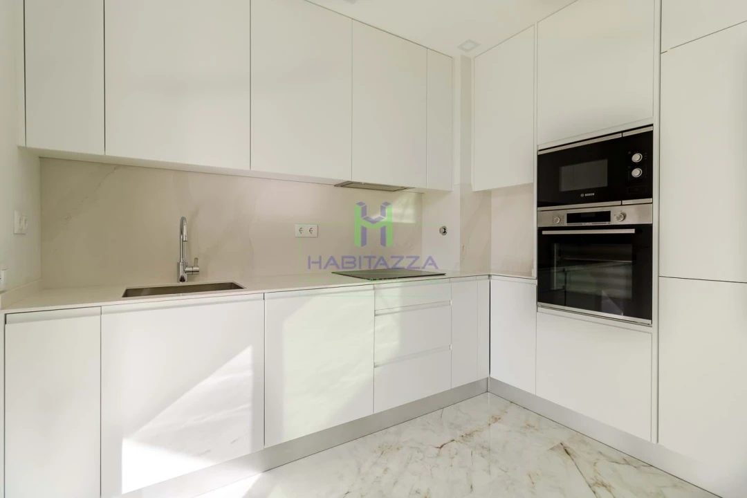 Apartamento T2 para Venda em Lagos (São Sebastião e Santa Maria) Foto 7