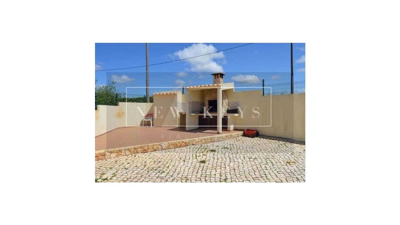 Quinta T3 para Venda em Luz Foto 2